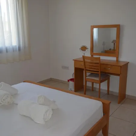 Apartmán Faros A102 *