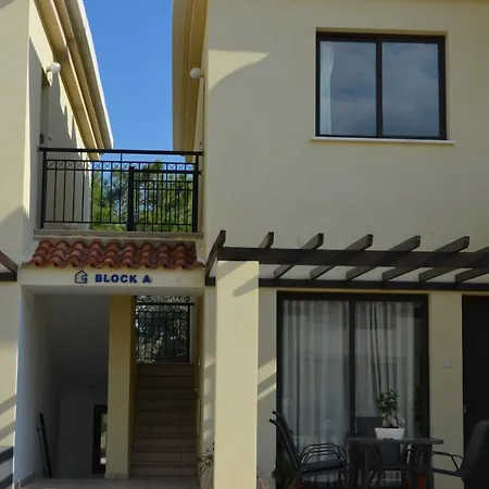 Faros A102 פאפוס